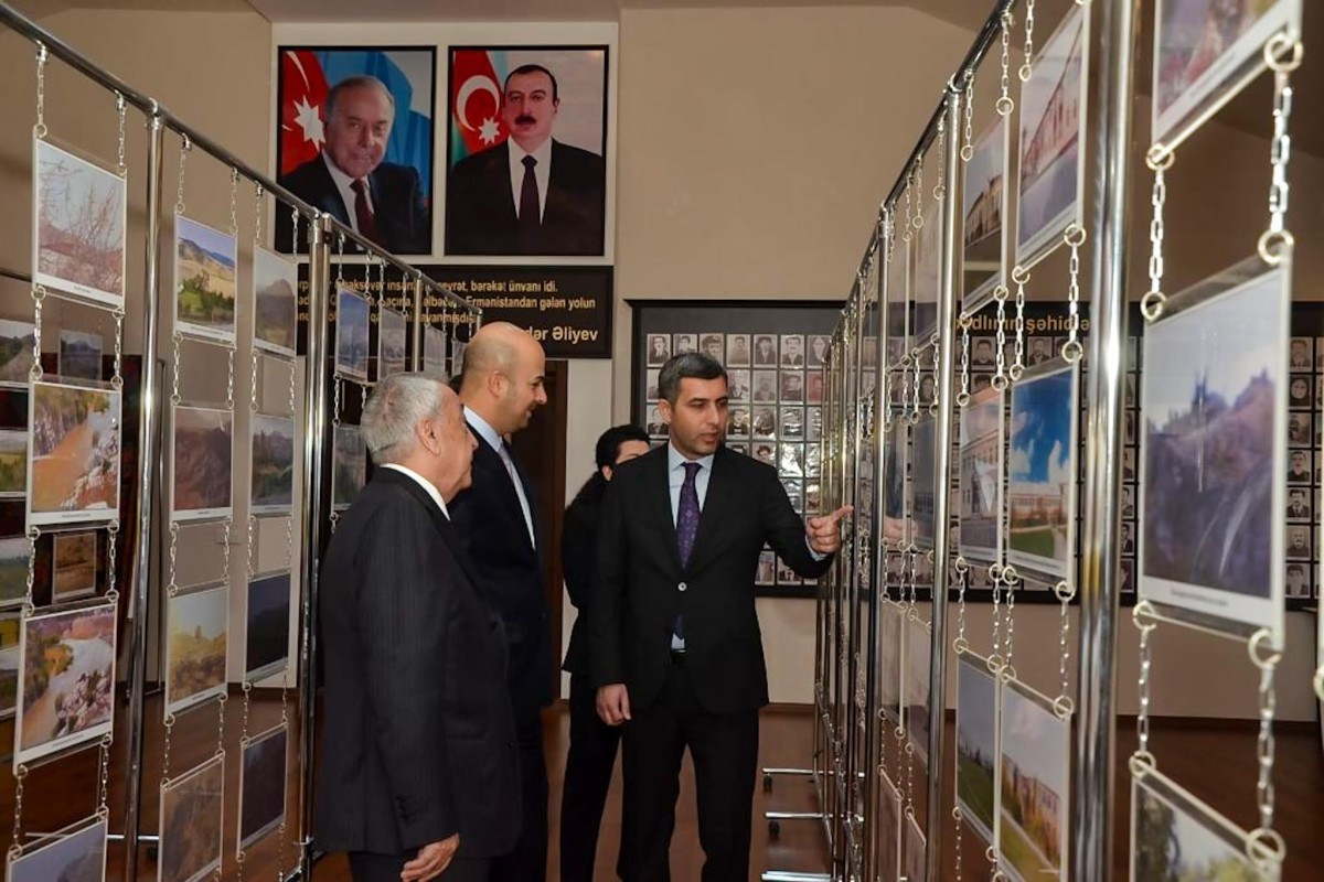 Azerbaijani President's special representative informed Gubadli residents about the restoration works-PHOTO 