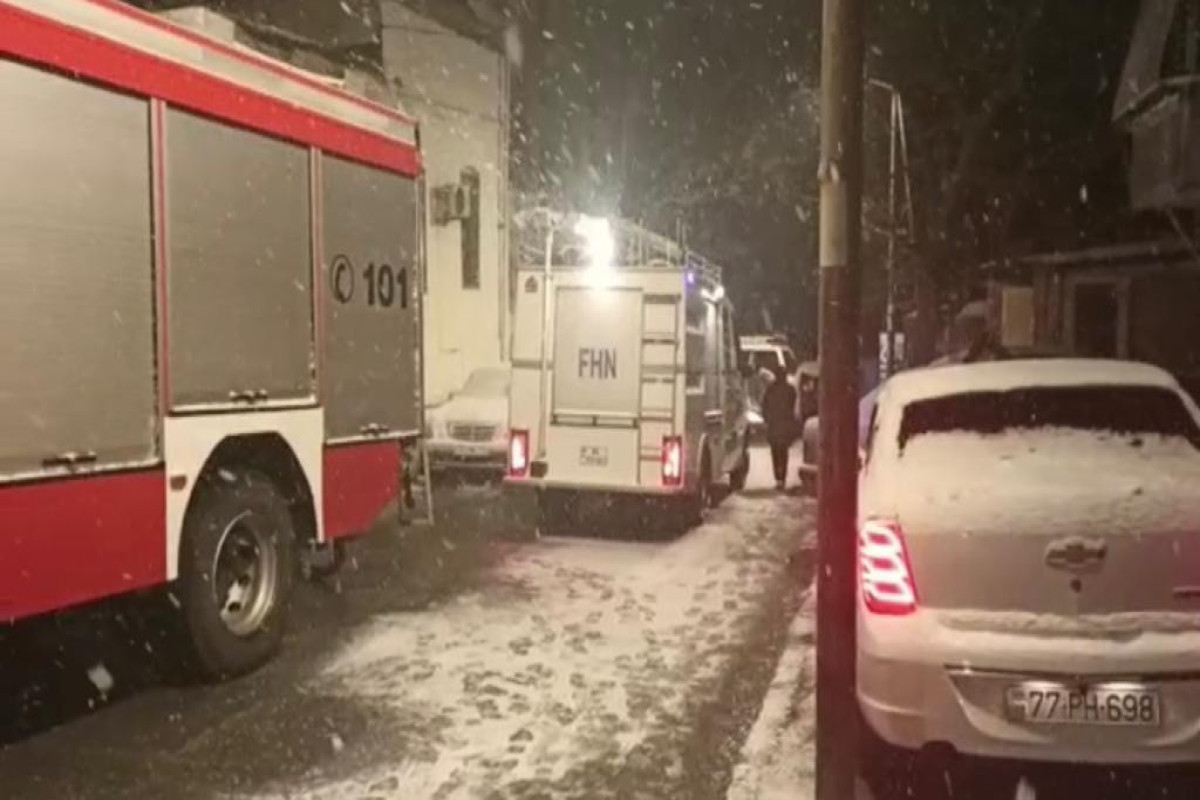 В поселке Баилово в квартире произошел пожар, пострадали 2 человека-ФОТО -ВИДЕО 