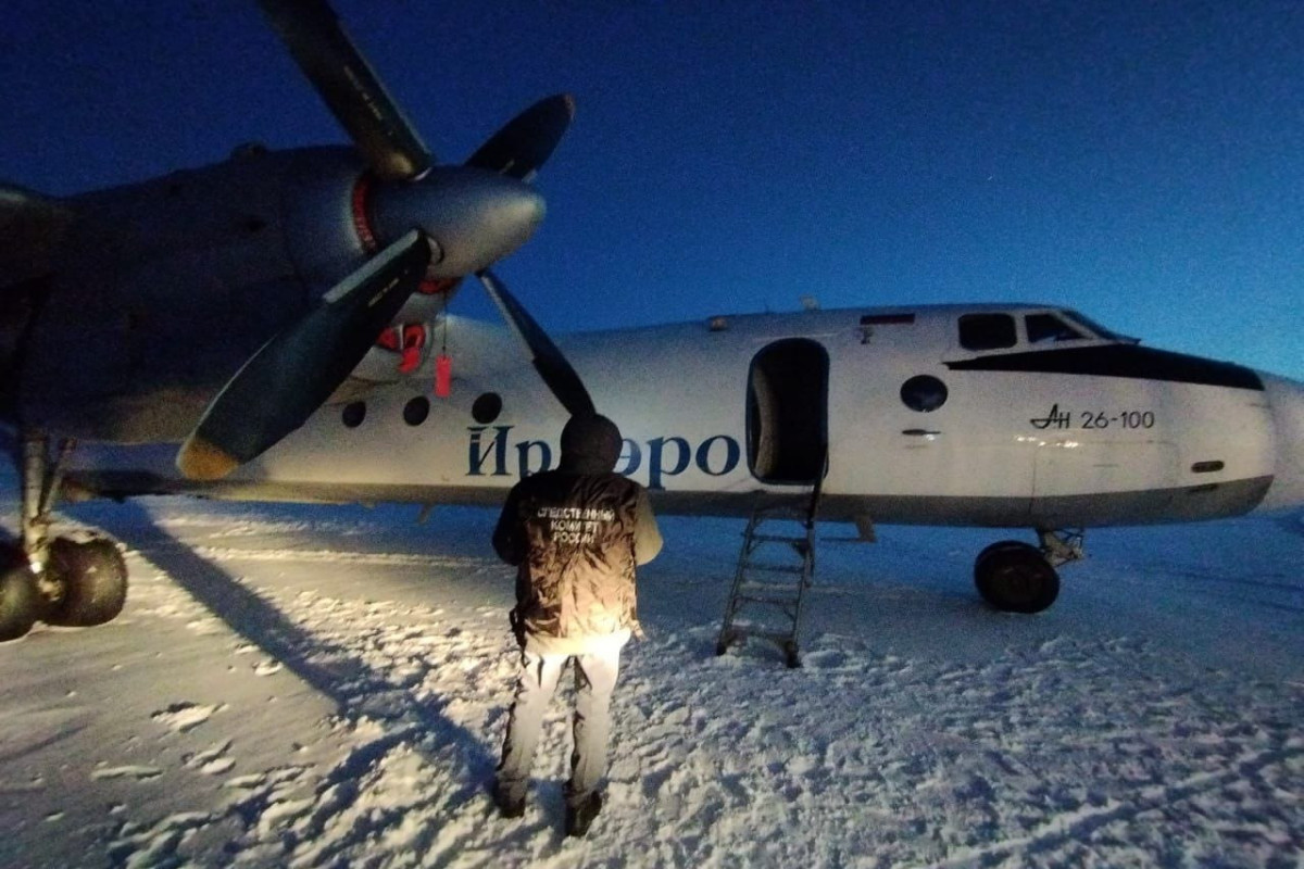 В РФ открылась грузовая рампа самолета, находящегося в воздухе, часть багажа вылетела - ВИДЕО 