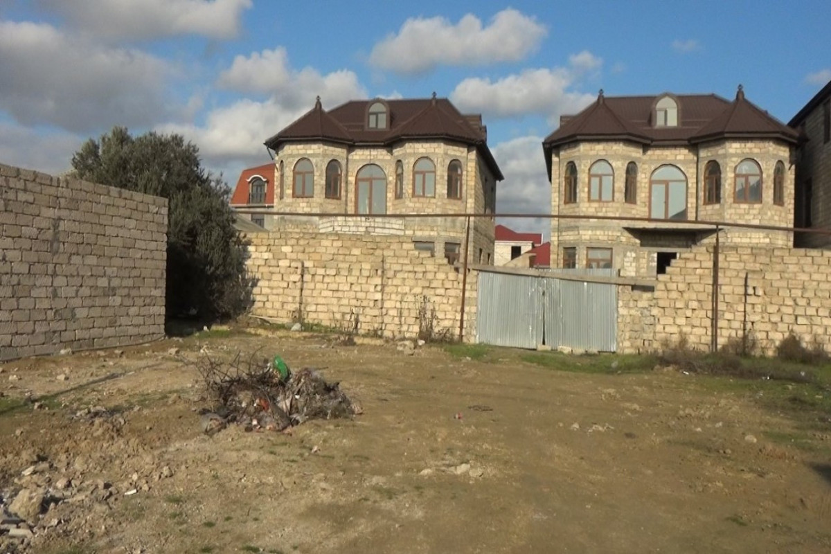 МЧС: Рядом с линией газа в поселке Бузовна построены частные дома, принимаются меры - ФОТО -ВИДЕО 