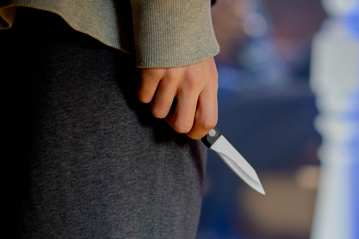 В Париже мужчина с ножом напал на прохожих, пострадали 6 человек-ОБНОВЛЕНО 