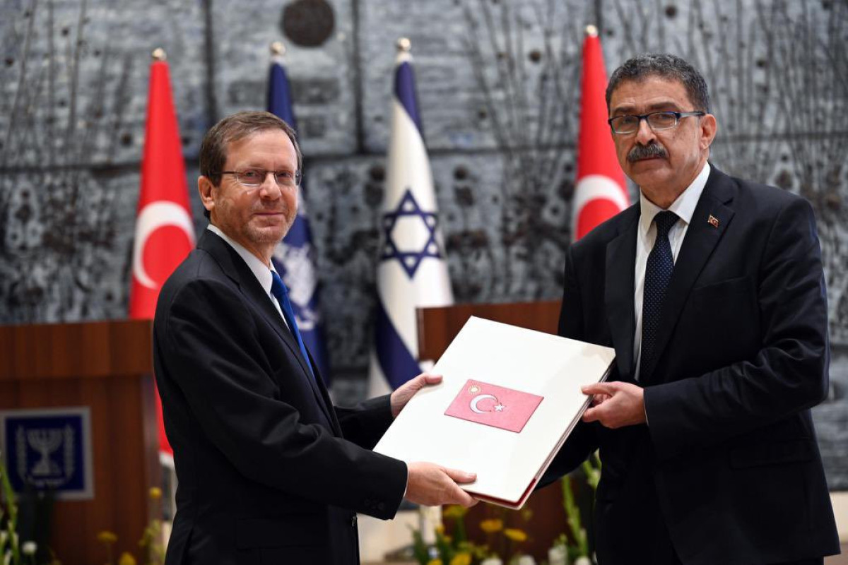 İsrail Prezidenti Türkiyə səfirinin etimadnaməsini qəbul edib