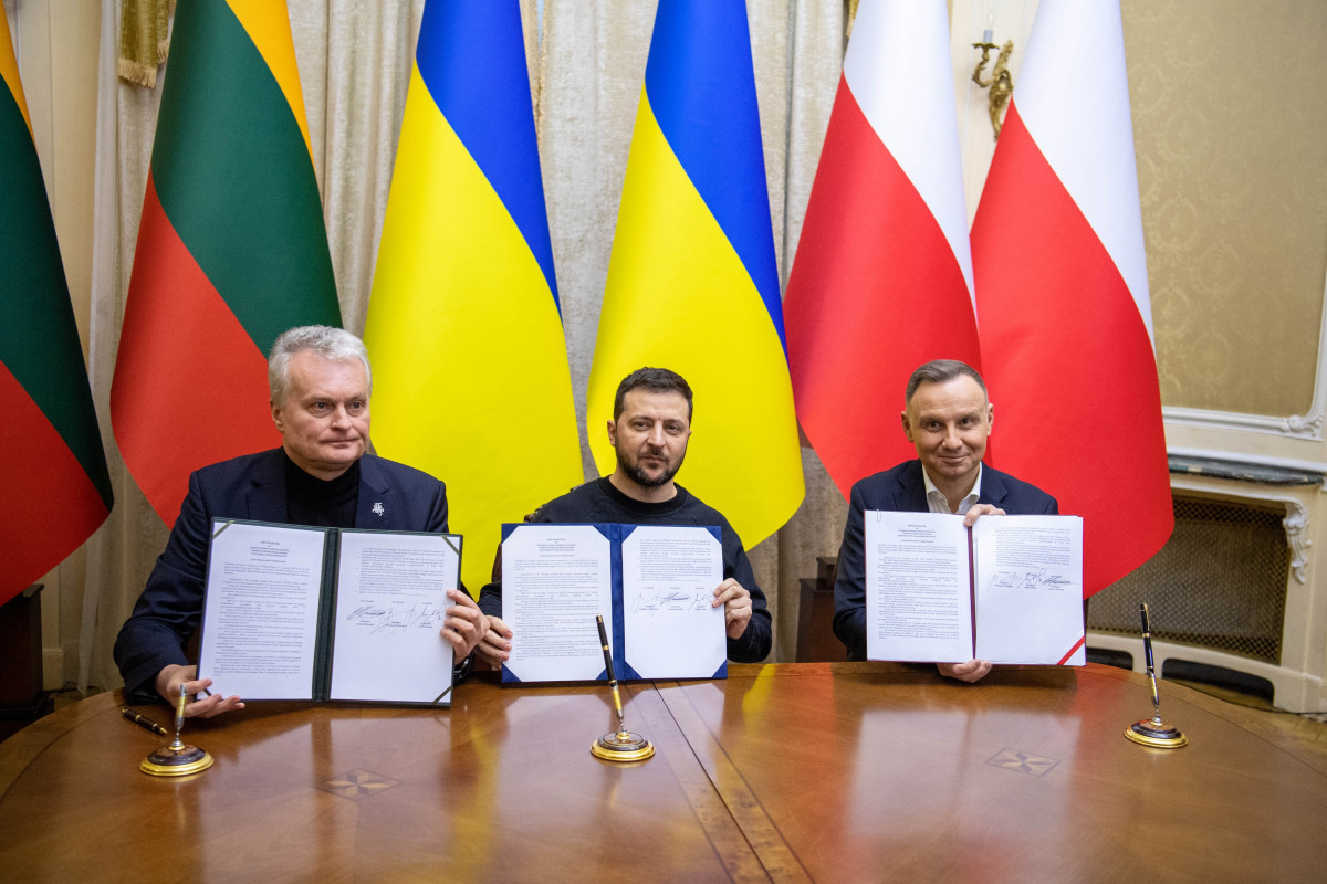 Presidents of Poland and Lithuania came to Lviv to meet with Zelenskyi,  joint declaration was signed