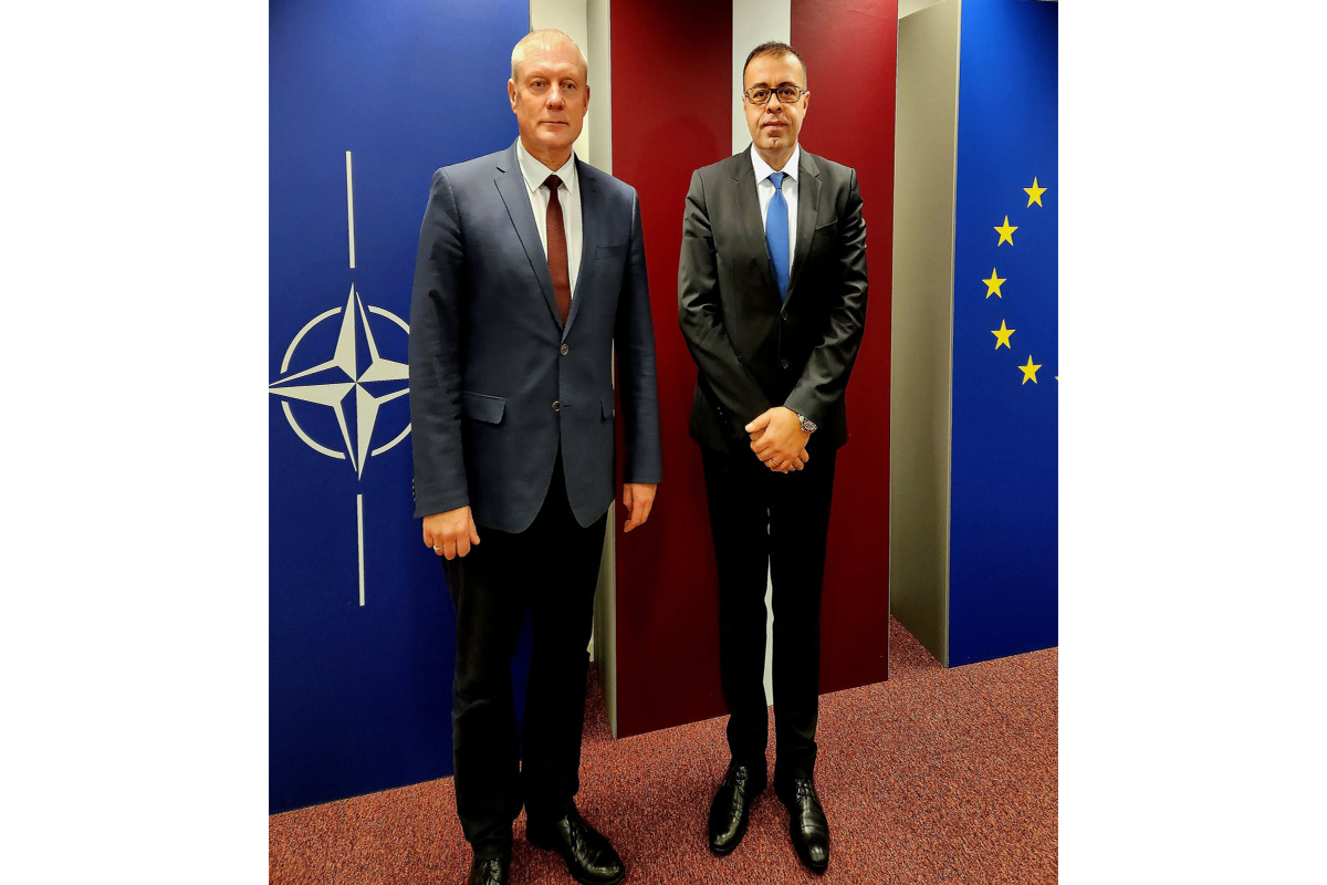 Представитель Азербайджана в НАТО встретился с латвийским коллегой