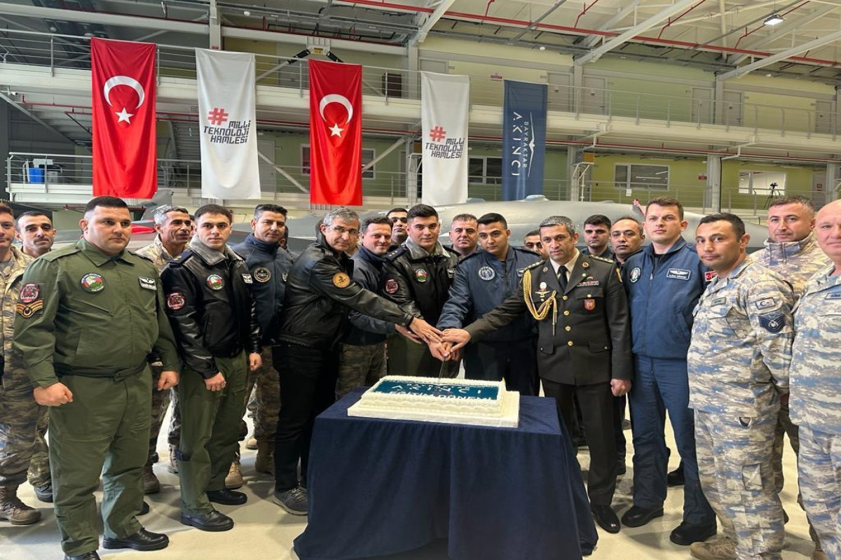 Азербайджанские военнослужащие прошли курс по использованию Bayraktar AKINCI в Турции-ФОТО 