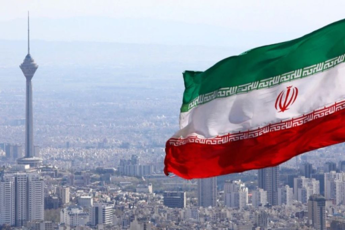 İranda yanacaq böhranına görə bəzi əyalətlərdə iş dayandılrıb
