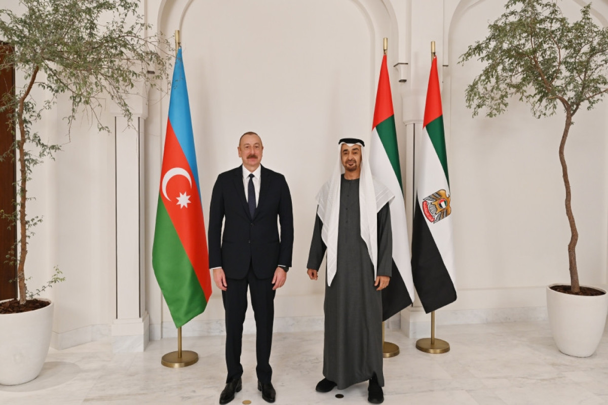 Президент Ильхам Алиев встретился с президентом ОАЭ