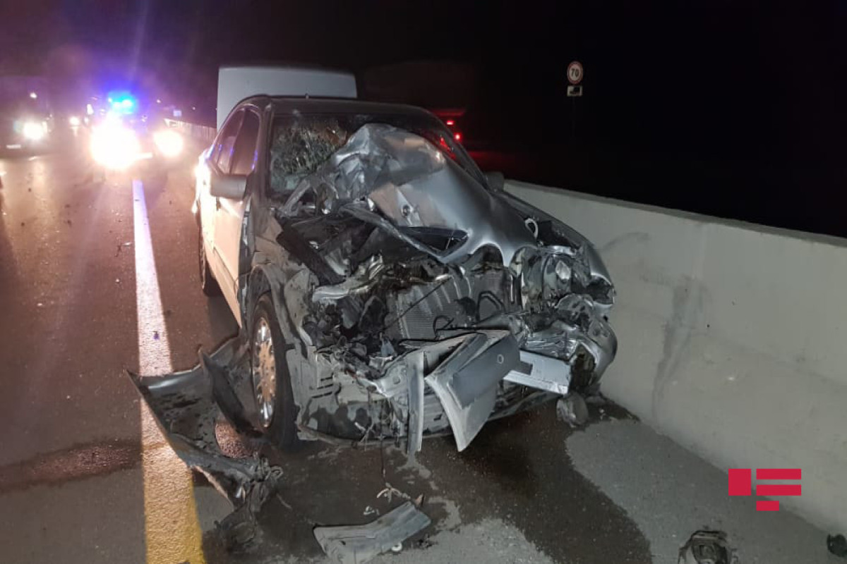 Abşeronda yol qəzası olub, ölən və xəsarət alan var