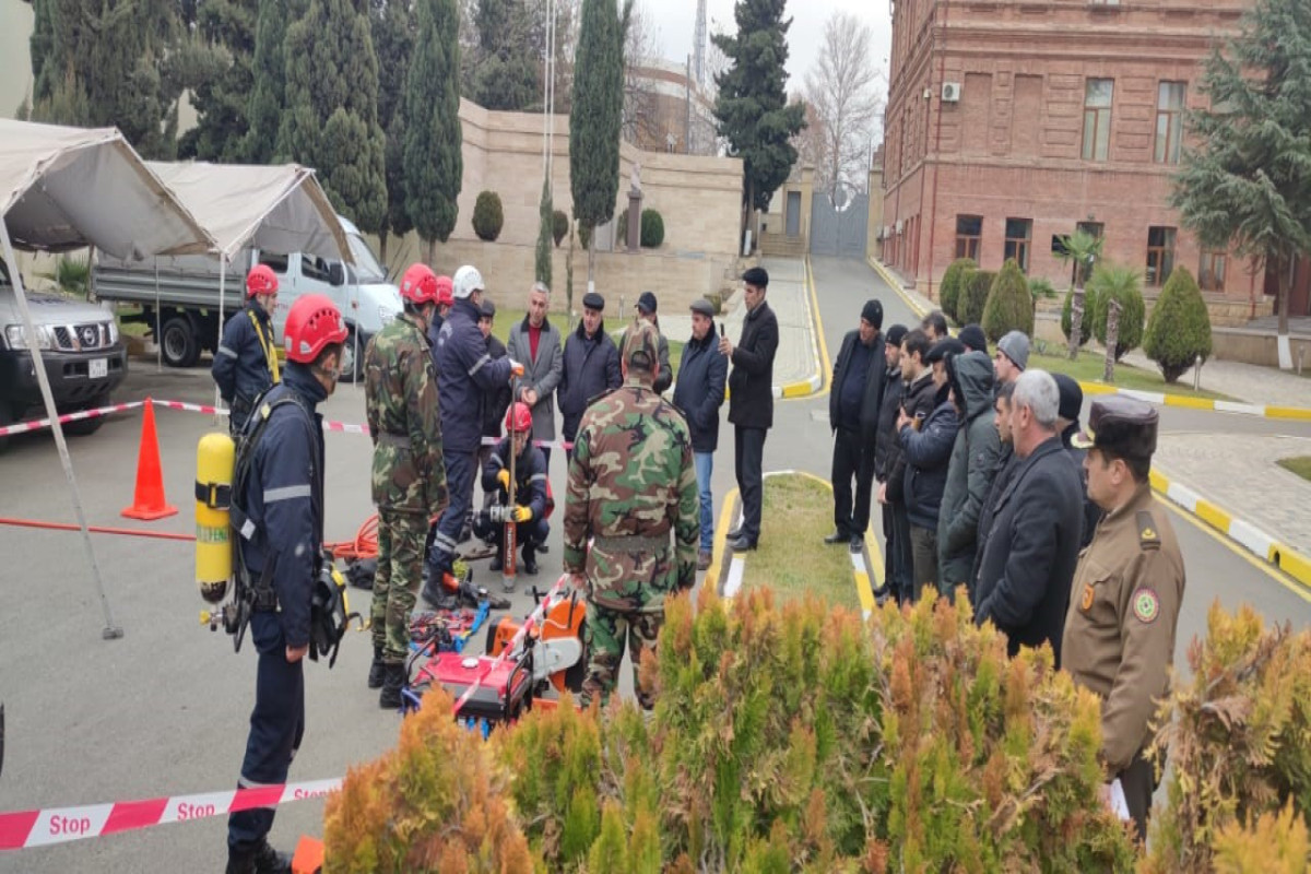 FHN-in Gəncə Regional Mərkəzində mülki müdafiə kursları keçirilib
