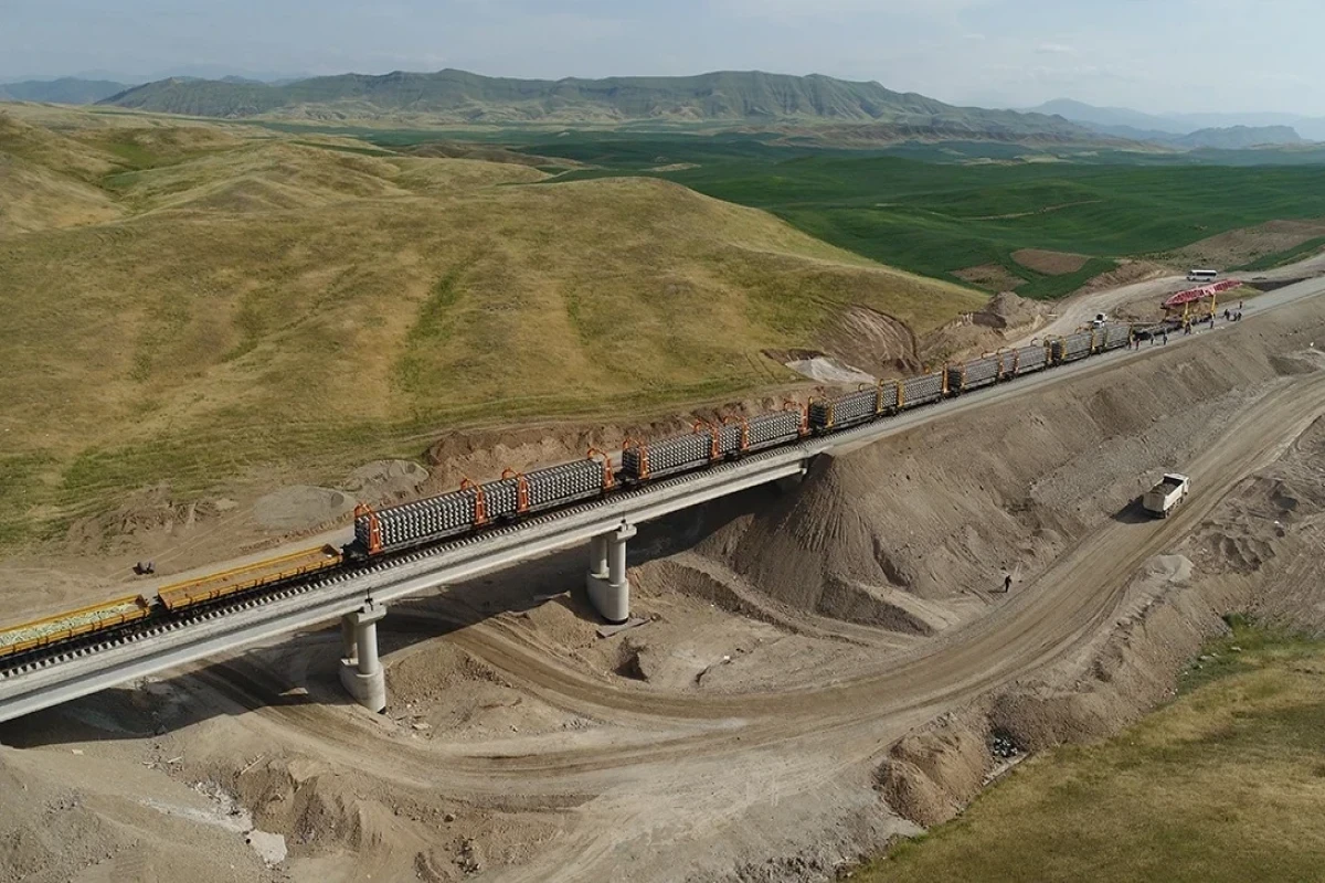 More than 53 kilometers of the Horadiz-Aghband railway line built-PHOTO 