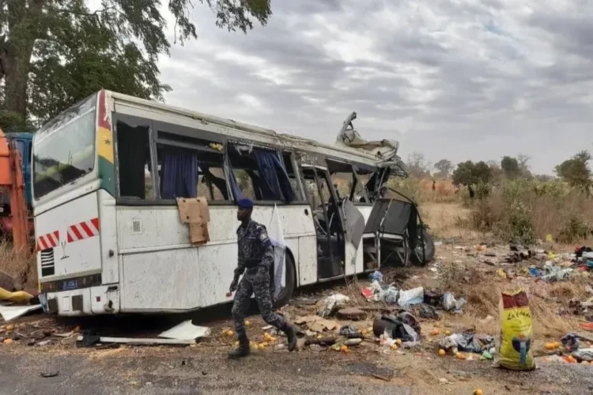 At least 19 dead after bus collides with truck in Senegal