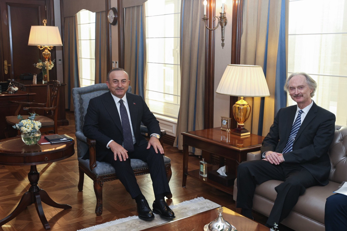 Çavuşoğlu Quterreşin Suriya üzrə xüsusi nümayəndəsi ilə görüşüb