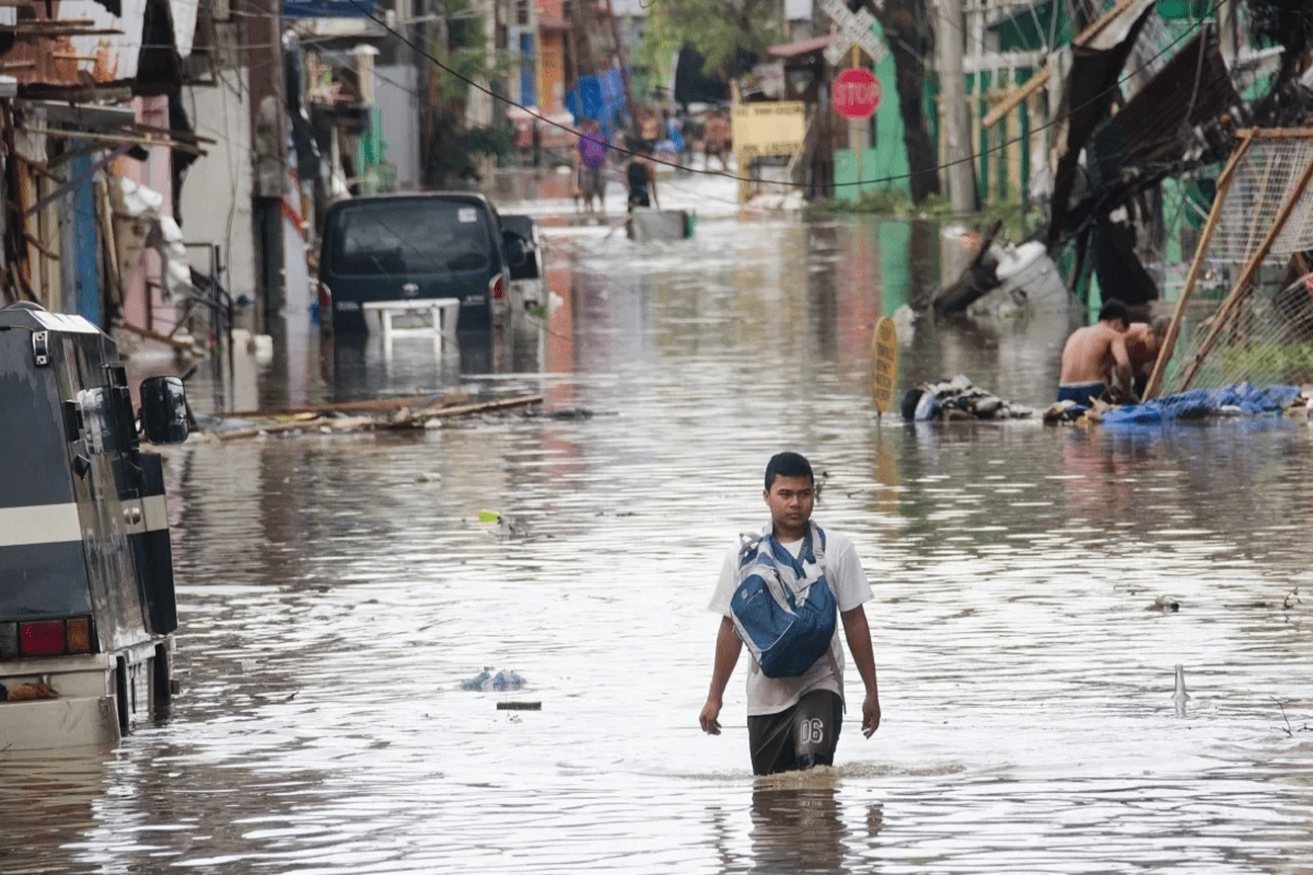 Число погибших от наводнений на Филиппинах возросло до 29