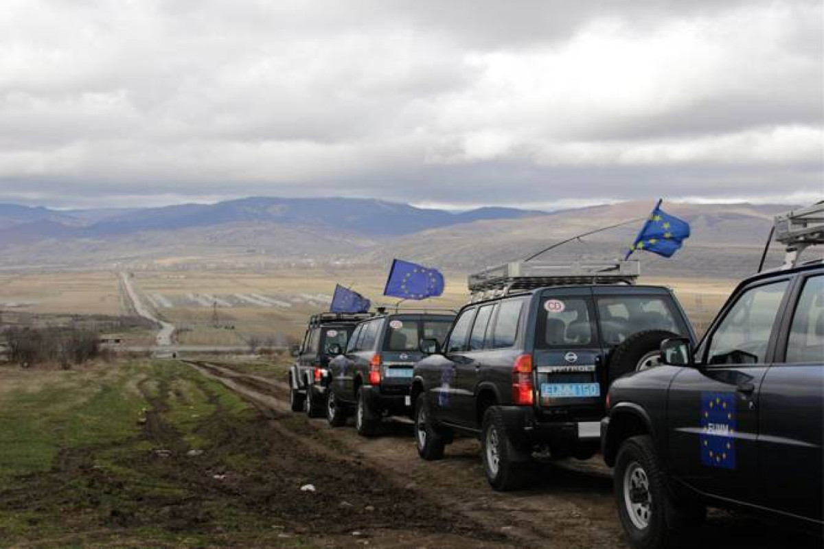 СМИ: ЕС направит на армяно-азербайджанскую границу наблюдательную миссию на два года