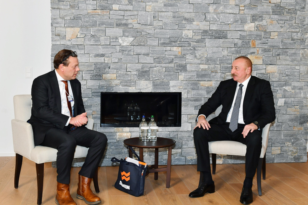 Президент Ильхам Алиев совершил визит в Швейцарию и встретился с исполнительным директором и акционером компании «Damen Shipyards Group»-ОБНОВЛЕНО 