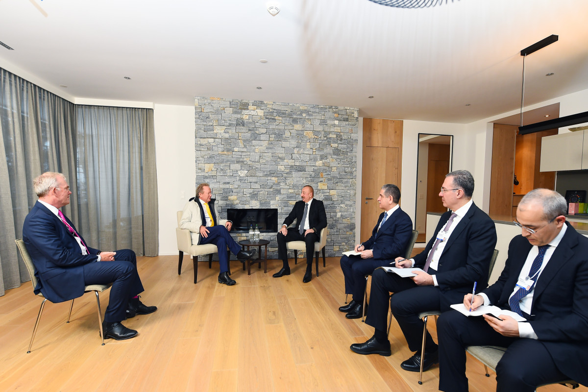 В Давосе состоялась встреча Президента Ильхама Алиева с председателем Fortesque Future Industries