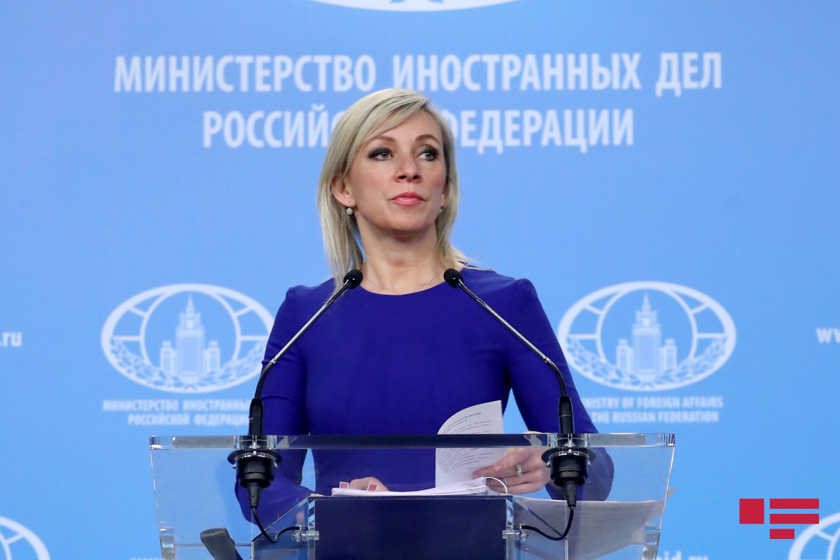 Zaxarova Olaf Şoltsun bəyanatını eybəcərlik adlandırıb
