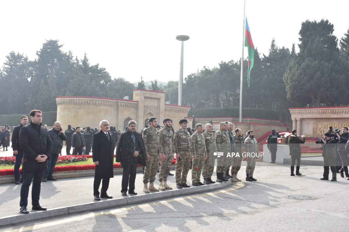 Azerbaijan observes moment of silence for January 20 martyrs-PHOTO -VIDEO 