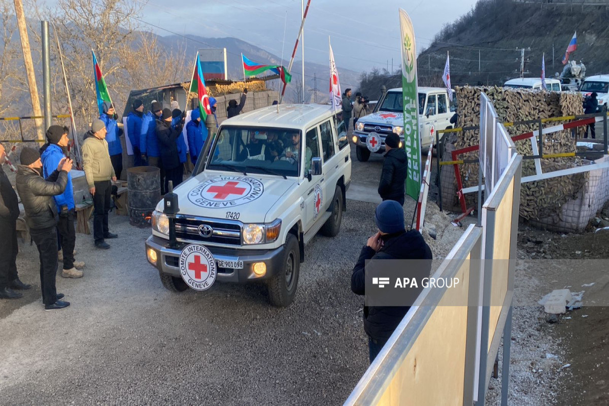 Six ICRC vehicles,  passed from Azerbaijan's Khankandi to Lachin, returned back -VIDEO -UPDATED 