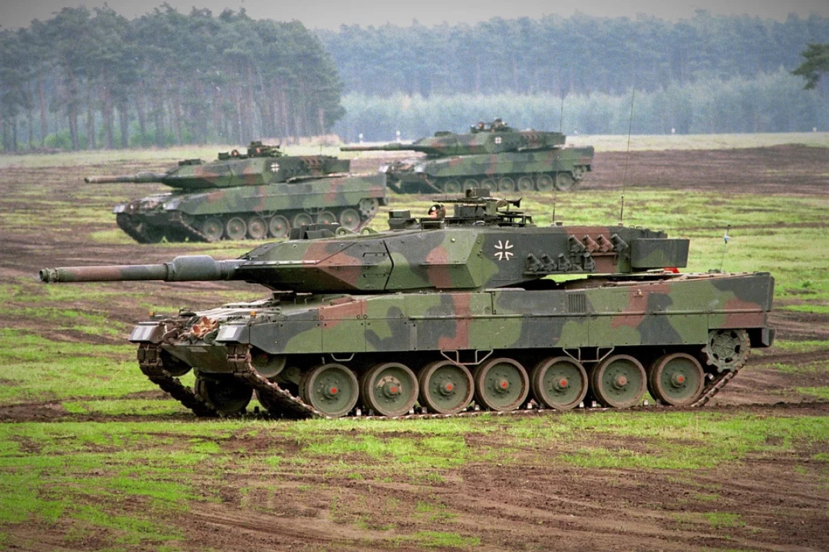 Polşa Ukraynaya göndərəcəyi hər bir “Leopard 2” tankı üçün Aİ-dən kompensasiya istəyəcək
