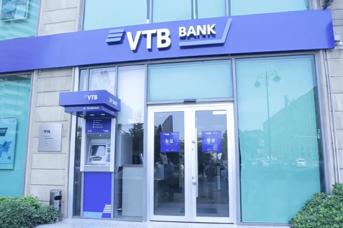 Accord banking. ВТБ Азербайджан. ВТБ банк Баку. ВТБ банк о банке. Коммерческих банки Азербайджана.