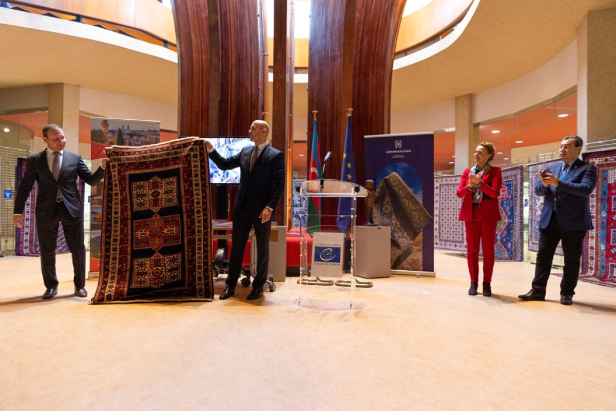 Exhibition of Azerbaijani’s carpets is held in European Council’s headquarter-<span class="red_color">PHOTO