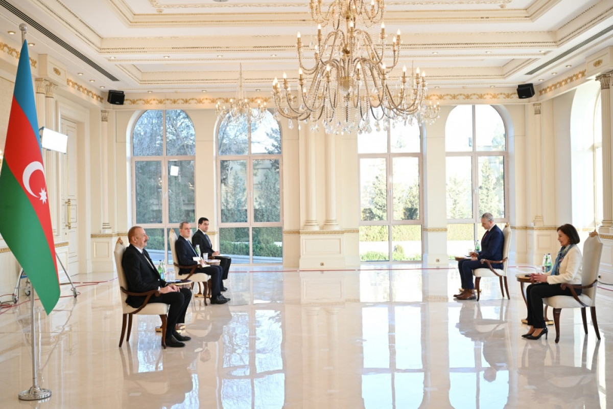 President Ilham Aliyev received credentials of incoming ambassador of France-UPDATED 