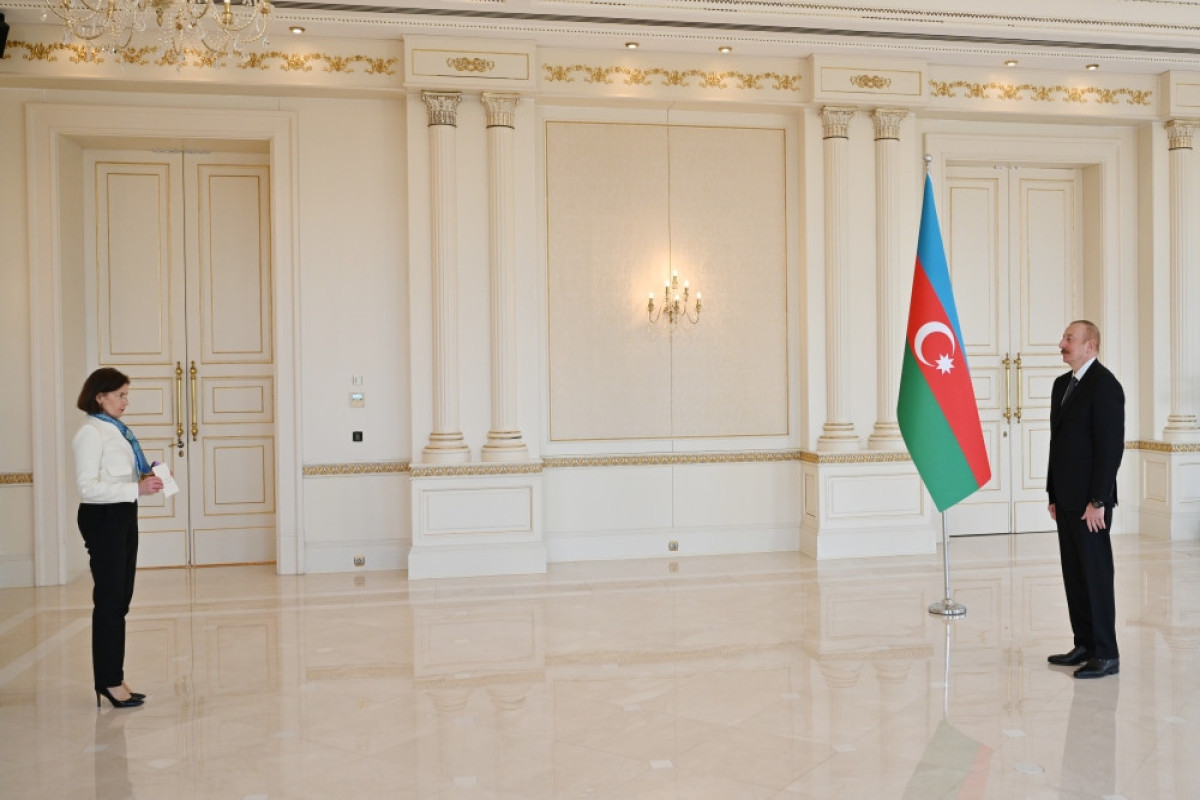 President Ilham Aliyev received credentials of incoming ambassador of France-UPDATED 