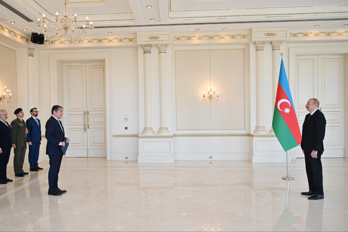 Президент Азербайджана принял верительные грамоты новоназначенного посла Греции-ОБНОВЛЕНО 