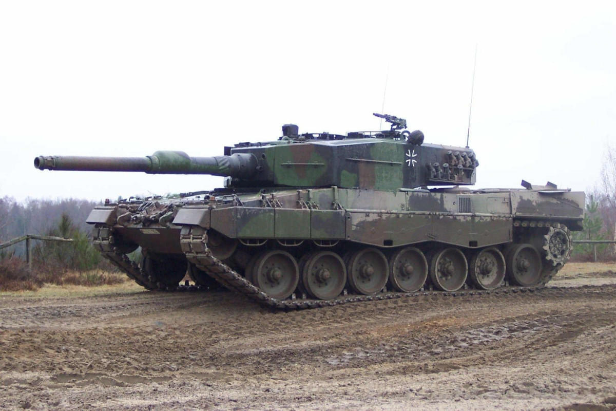 Canada pledges 4 Leopard tanks to Ukraine