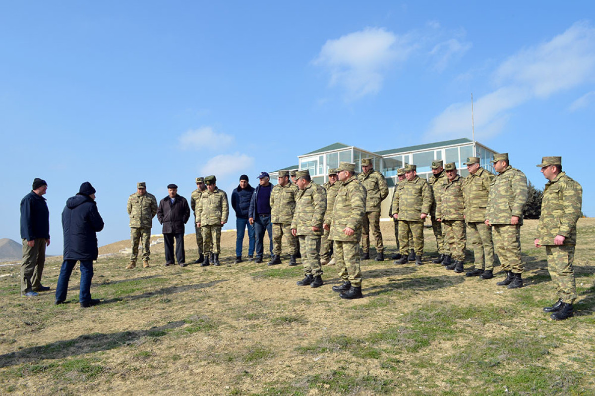 MN: Azərbaycan Ordusunda britaniyalı mütəxəssislərin iştirakı ilə təlim keçirilir