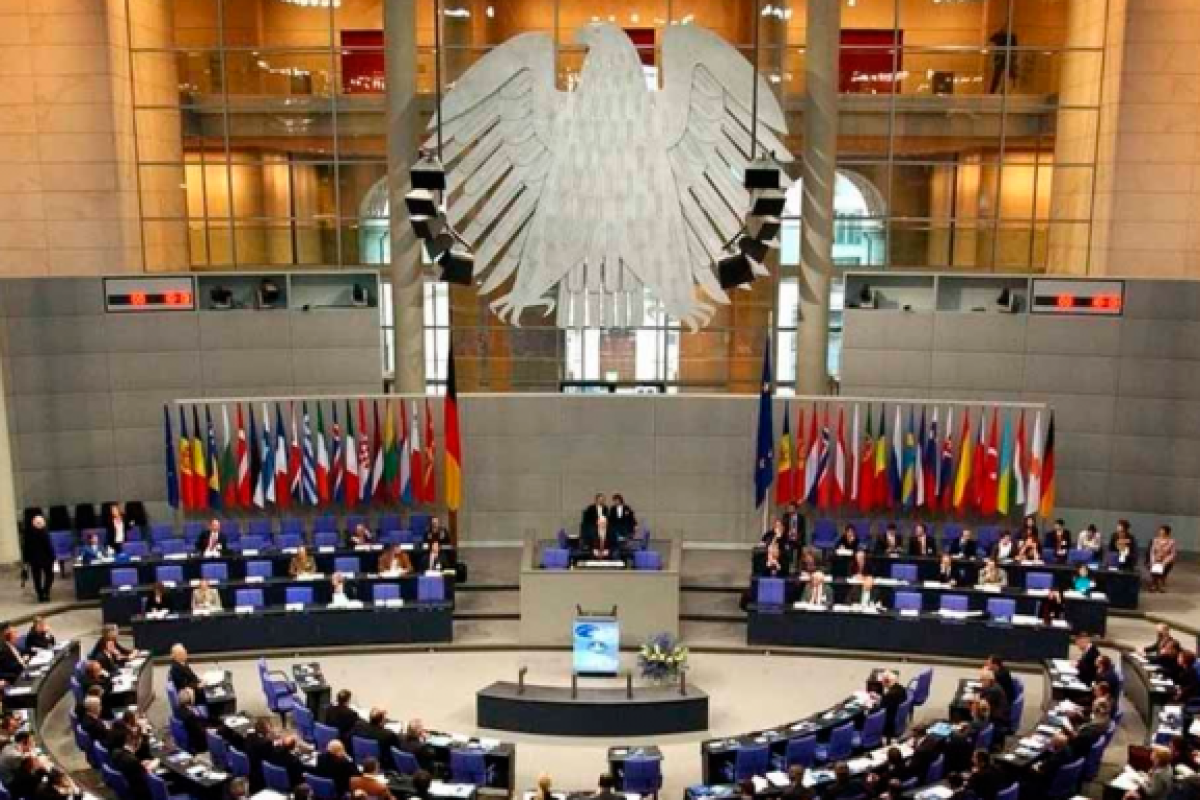 Депутаты бундестага выступили за прекращение сотрудничества с парламентом Ирана