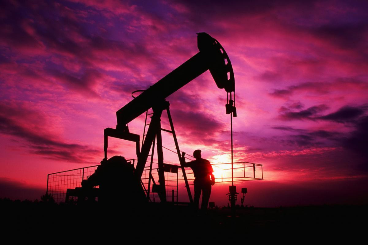 Azerbaijani oil price decreased by USD 89