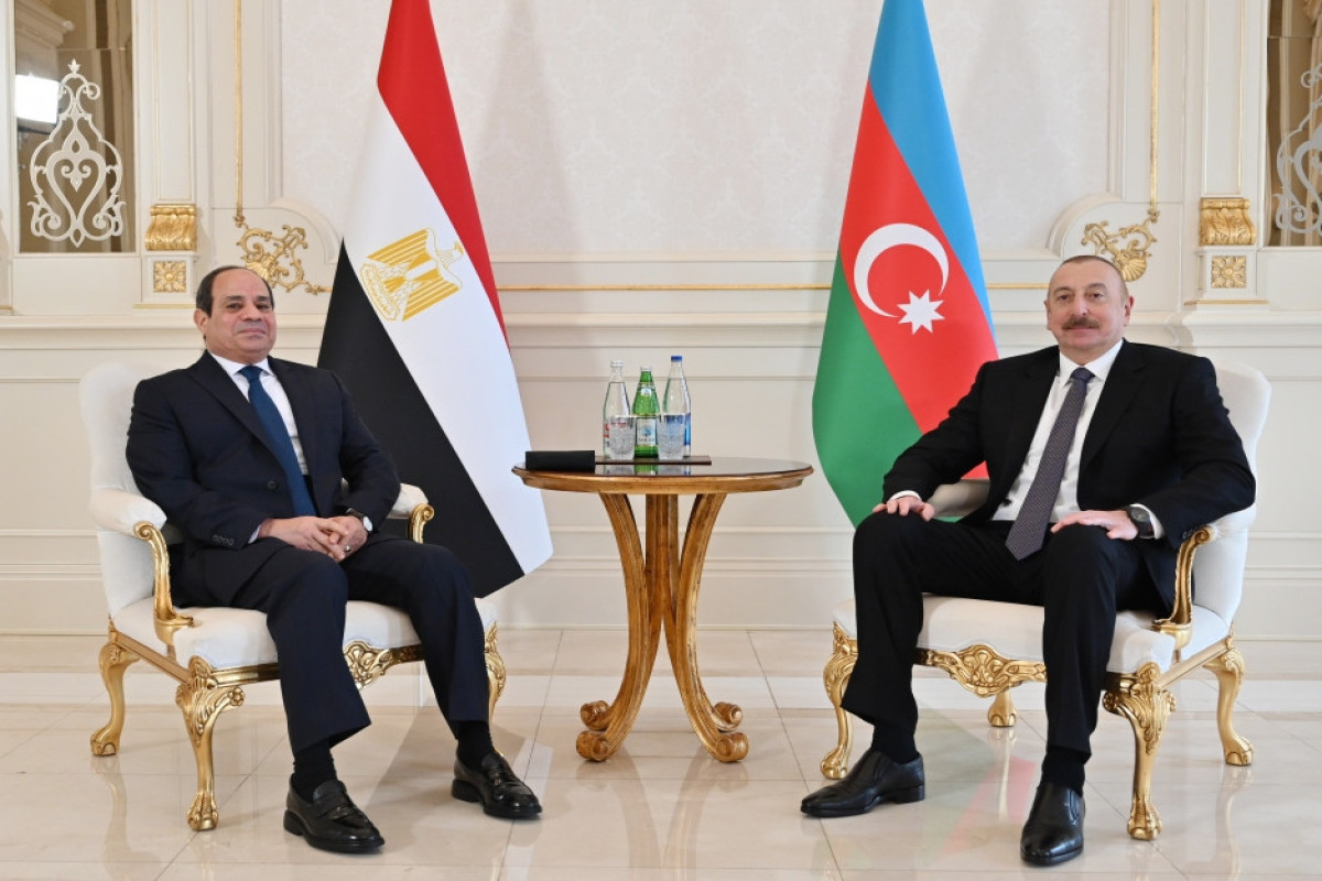 Presidents of Azerbaijan and Egypt held one-on-one meeting