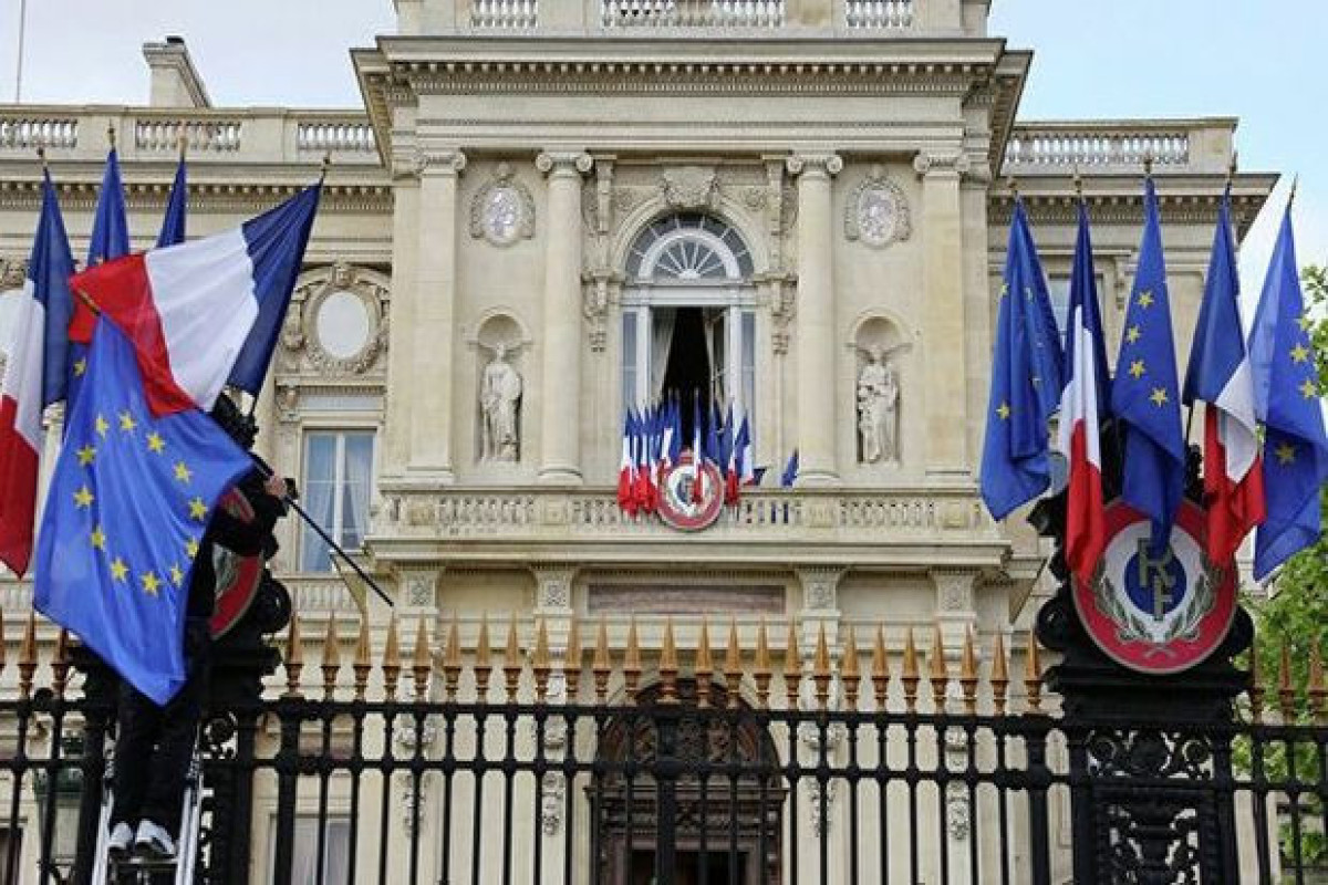 Fransa XİN: Diplomatlara qarşı istənilən hücum qəbuledilməzdir