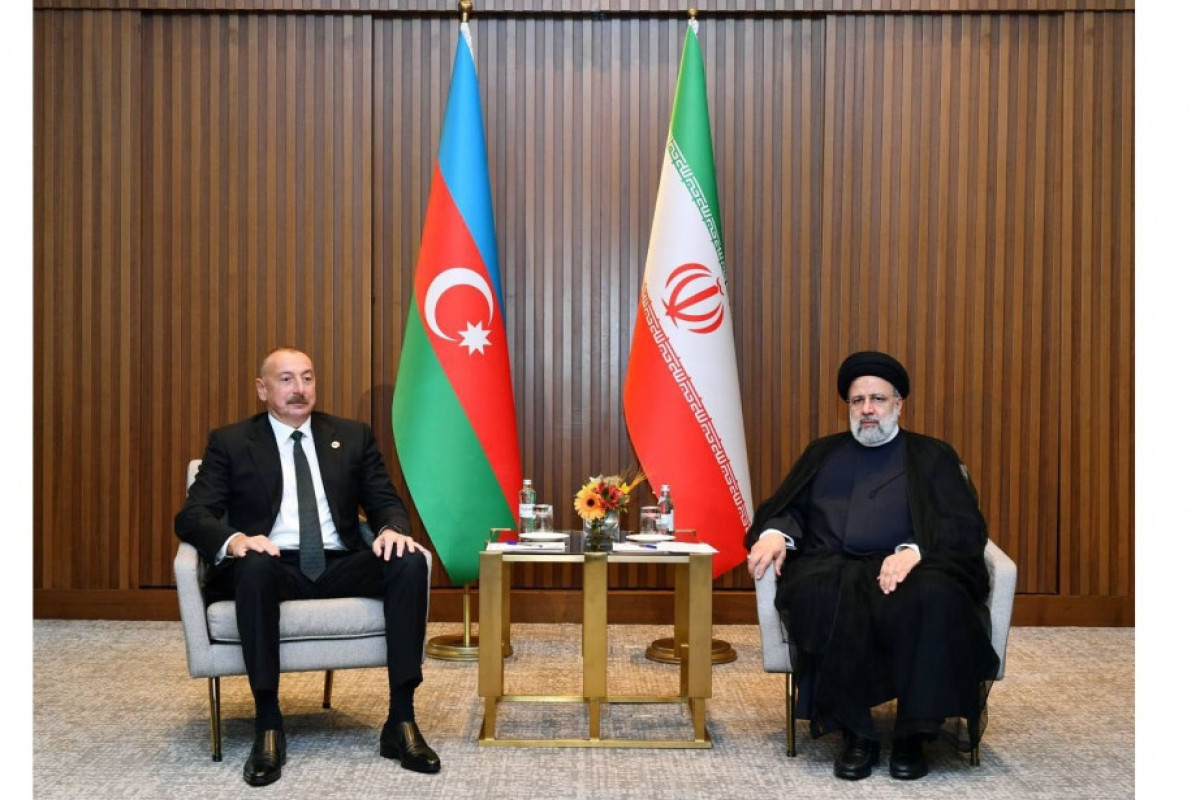 Президент Ирана позвонил Президенту Азербайджана