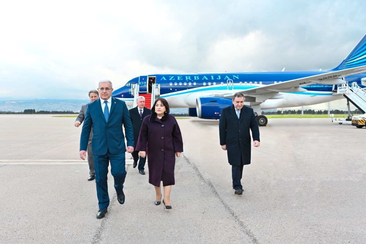 Chair of Azerbaijani Parliament arrives in Algeria on a working visit