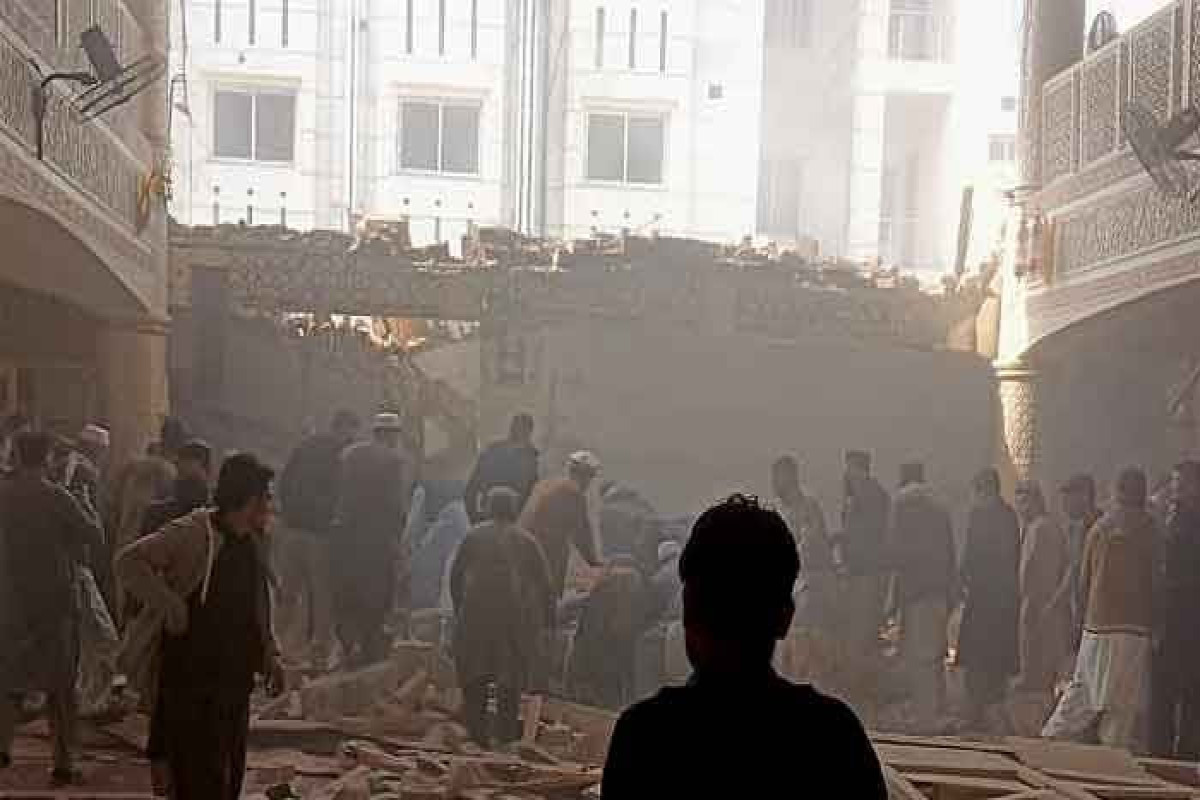 При взрыве в мечети в Пакистане погибли 90, пострадали 200 человек-ВИДЕО-ОБНОВЛЕНО-7 
