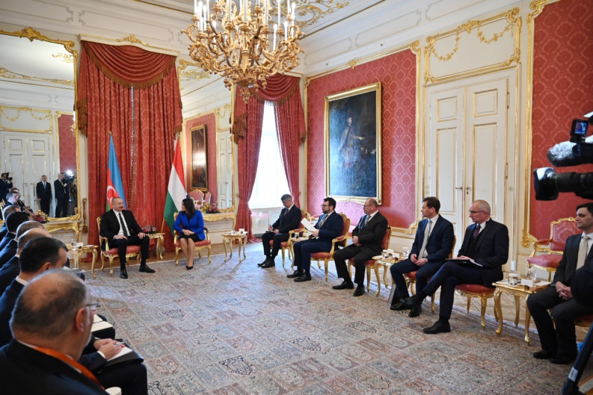 President Ilham Aliyev held expanded meeting with President of Hungary Katalin Novák
