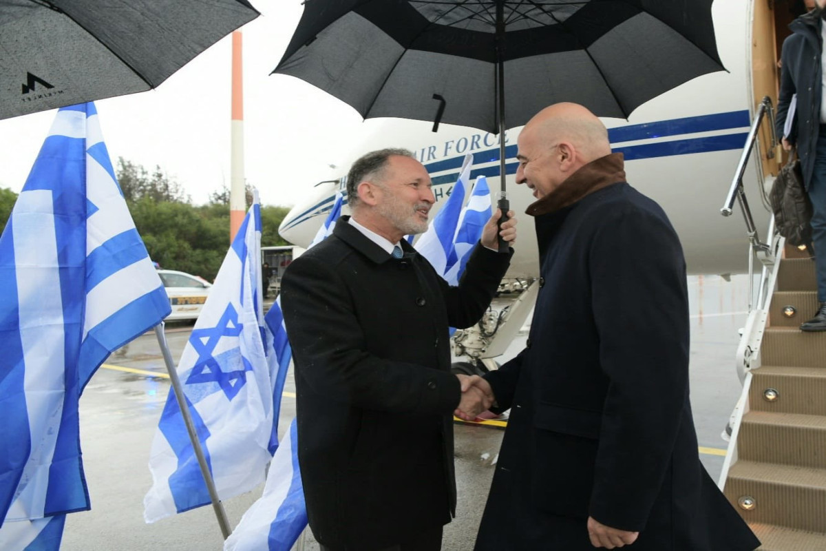 Глава МИД Греции  обсудит с израильским коллегой  Ближний Восток