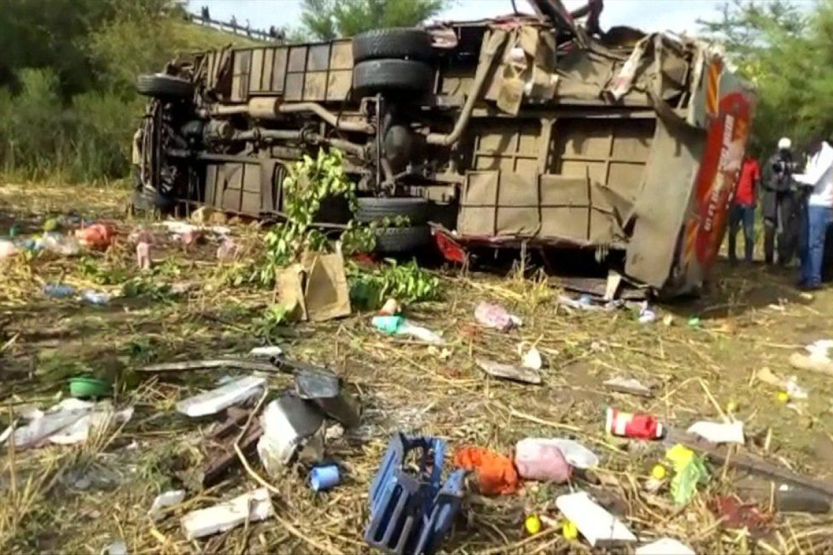 Keniyada yol qəzası zamanı 48 nəfər ölüb