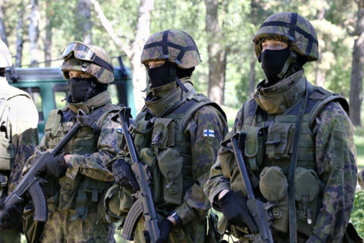 Finlandiya NATO-ya üzv olduqdan sonra hərbi xidmətə ilk çağırış baş tutub