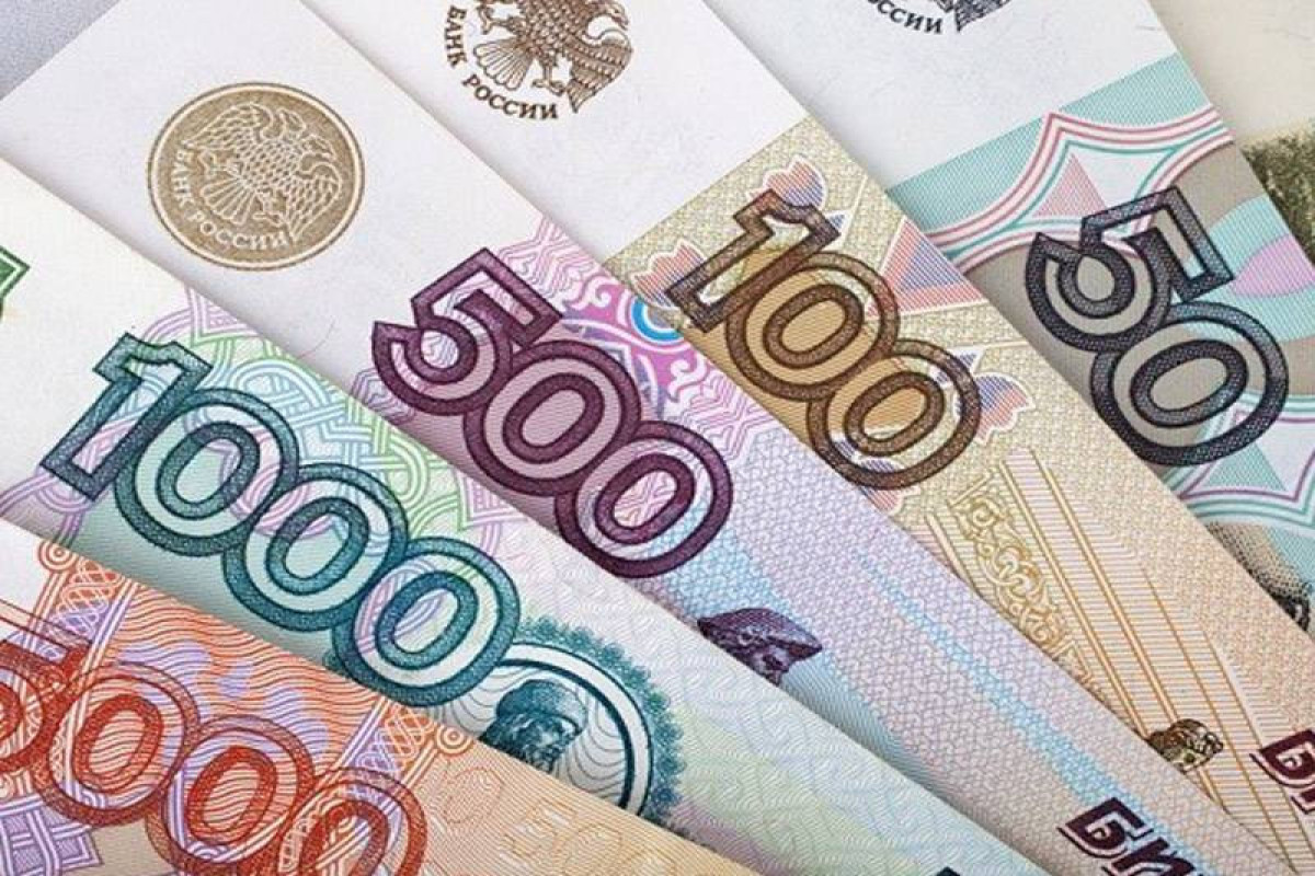 Rusiyada rublun xarici valyutaya nisbətdə ucuzlaşması davam edir