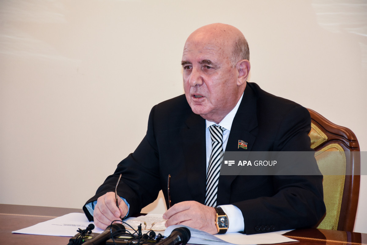 MM-in komitə sədri nazir müavininin keyfiyyətsiz dərmanlarla bağlı dediklərinə etiraz edib