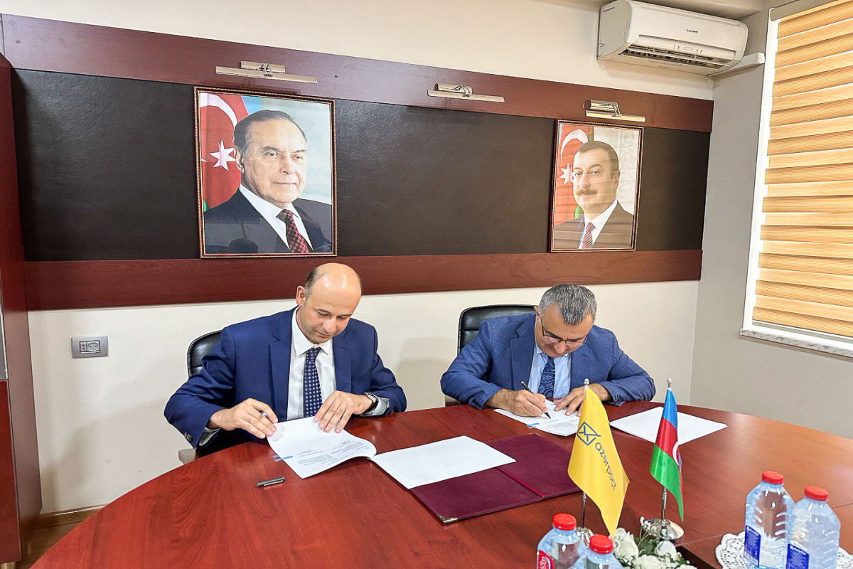“Azərpoçt” və Mediasiya Şurası arasında müqavilə imzalanıb