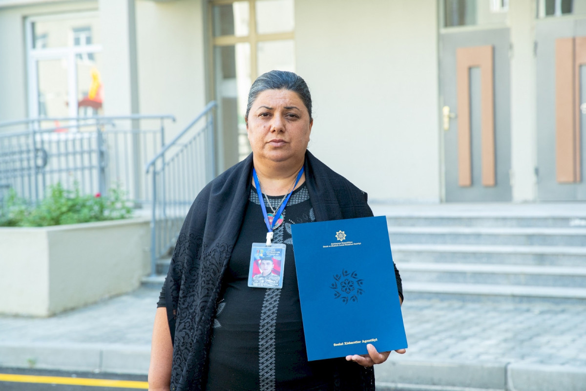 Şəhid ailələri və müharibə əlillərinə 140 mənzil və fərdi ev verilib