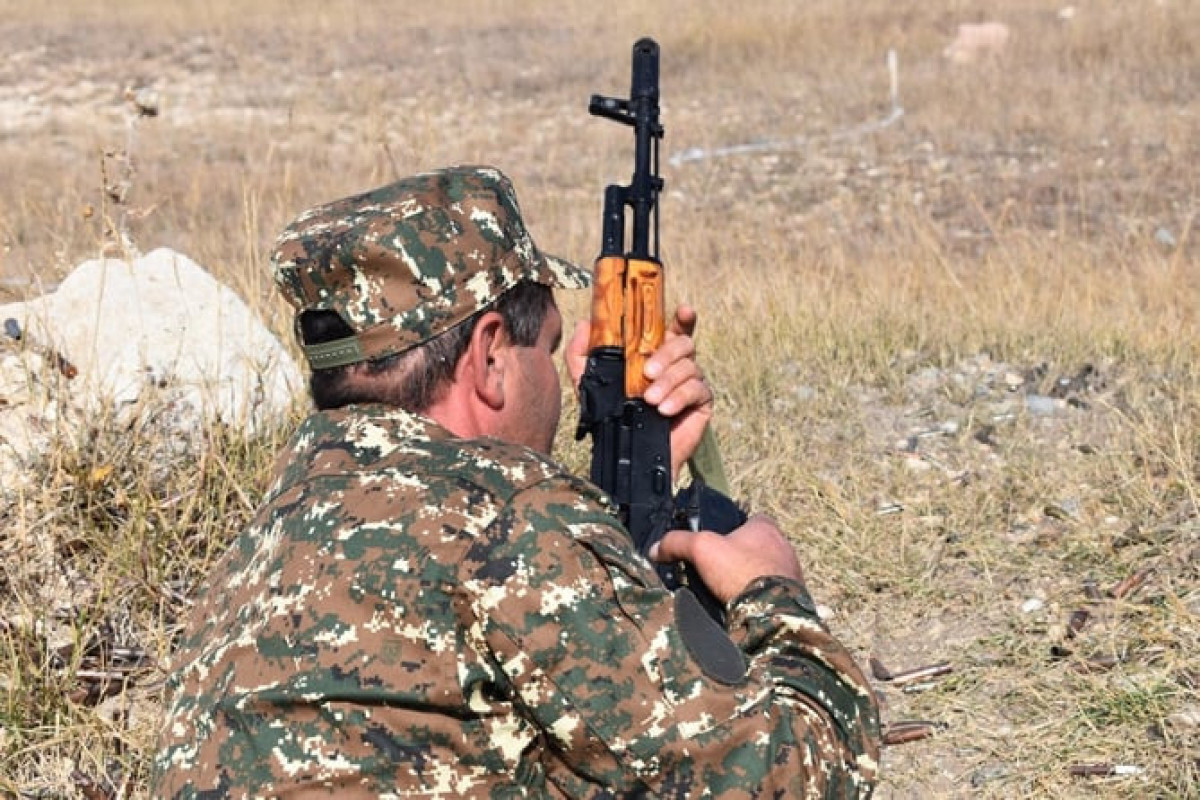 Ermənistanda hərbi hissə komandiri müharibə zamanı əmrə tabe olmamaqda ittiham olunur