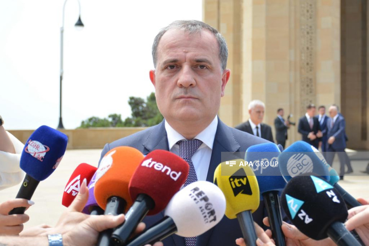 XİN rəhbəri: Azərbaycan İranla münasibətin müsbət məcrada inkişafında maraqlıdır