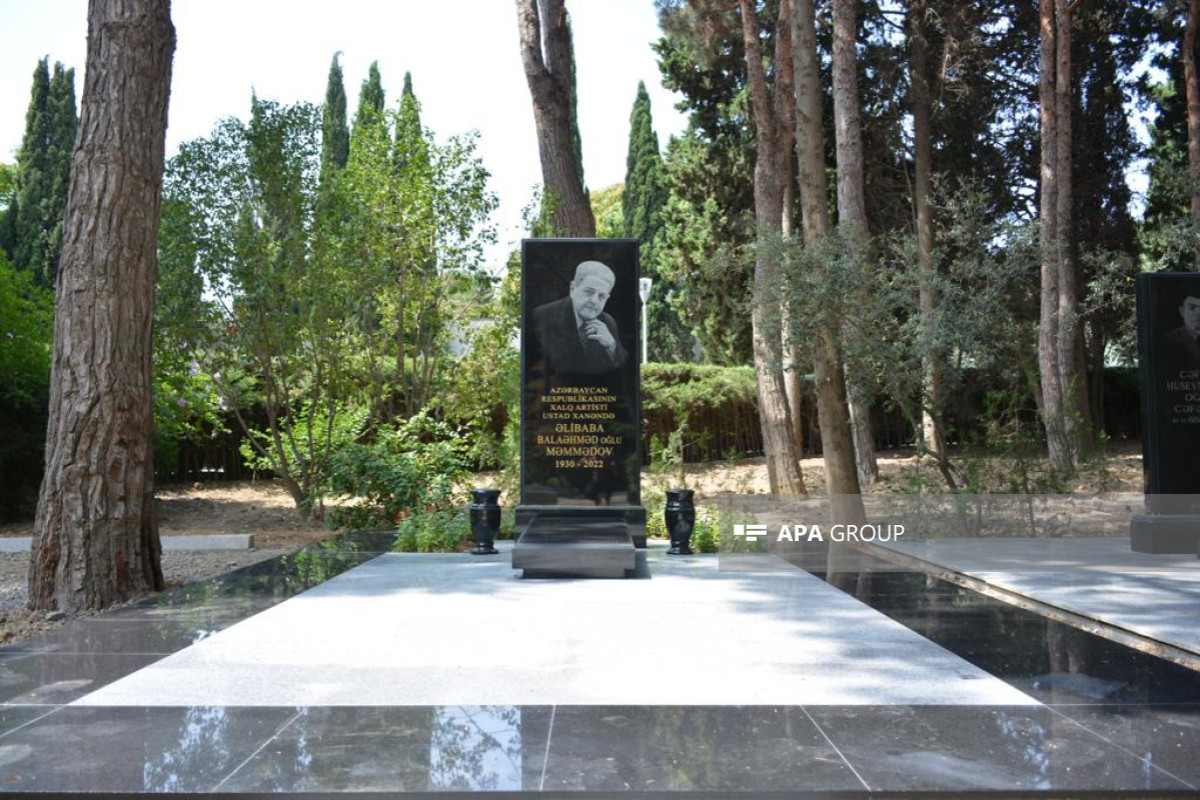 Xalq artisti Əlibaba Məmmədovun qəbirüstü abidəsi qoyulub - FOTO 