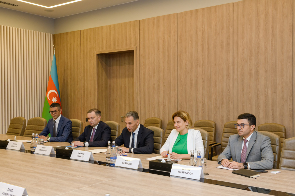 Rəşad Nəbiyev İslam İnkişaf Bankı Qrupunun nümayəndə heyəti ilə görüşüb